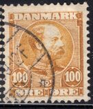 [King Christian IX, 1818-1906 - Horizontal Lines in Background in Oval, Scrivi M8]