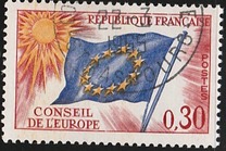 [Flag of Europe, type B9]