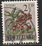 [Motivi locali - Fiori - Filigrana: NZ e stella multiple - Tipografia: De La Rue & Co. Ltd., Scrivi GU]