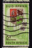[50 anni dell'Unione del Sudafrica - Filigrana: Stemma dell'Unione, laterale a sinistra - Tipografia: Government Printer, Pretoria, Scrivi HF]