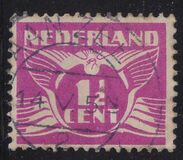 [Numeral Stamps - New Values and Colors, タイプ AK7]
