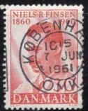 [The 100th Anniversary of the Birth of Dr.Niels R. Finsen. Physician and Scientist, प्रकार EC]