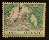 [Queen Elizabeth II, Tipi R]