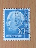 [Freimarken: Bundespräsident Theodor Heuss, Typ AV16]
