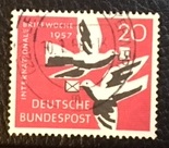 [International Letter Week, veids DL]
