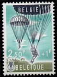 [Parachute jumping, type YA1]