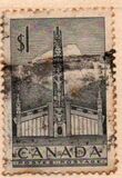 [Indian House and Totem Pole, tip GF]