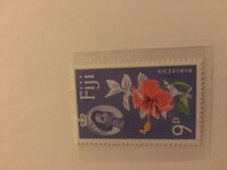 [Local Motives and Queen Elizabeth II, tip BT]