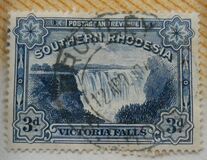 [Victoria Falls - Nos. 30 & 31 Inscribed with "Postage & Revenue" at Top of Frame, type F2]