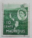 [Queen Elizabeth II - Local Motives, type CE]