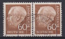[Professor Th.Heuss - New Size and Colors, típus DB3]