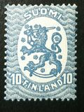 [Standing lion, type S15]