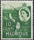 [Queen Elizabeth II - Local Motives, tip CE]