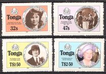 [The 75th Anniversary of Girl Guide Movement and the 85th Anniversary of the Birth of Queen Elizabeth the Queen Mother, 1900-2002, type AGO]