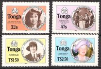 [The 75th Anniversary of Girl Guide Movement and the 85th Anniversary of the Birth of Queen Elizabeth the Queen Mother, 1900-2002, type AGO]