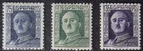 [Generale Francisco Franco (II) con scudi, Scrivi AKM]