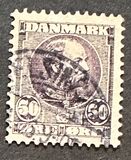[King Christian IX, 1818-1906 - Horizontal Lines in Background in Oval, タイプ M6]