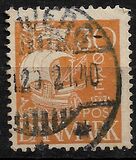 [Caravel - Steel Engraving. 2 Lines of Fields Left of "D" in "DENMARK", type AT3]