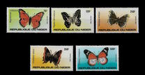 [Butterflies, Tüüp ADI]