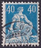 [Definitive Issues - New Colors, tyyppi Q13]