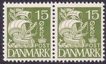 [Caravel - 1 Line of Fields Left of "D" in "DENMARK", Вид AT15]