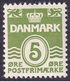 [Wavy Lines - Steel Engraving. Top Field on Left Lion's Top Paw Colored, type AS11]