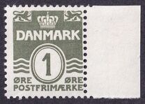 [Wavy Lines - Steel Engraving. Top Field on Left Lion's Top Paw Colored, type AS8]