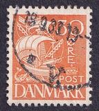 [Caravel - Steel Engraving. 2 Lines of Fields Left of "D" in "DENMARK", type AT3]