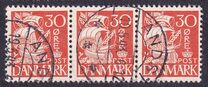 [Caravel - 1 Line of Fields Left of "D" in "DENMARK", type AT17]