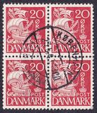 [Caravel - 1 Line of Fields Left of "D" in "DENMARK", type AT17]