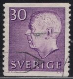 [King Gustaf VI Adolf of Sweden & Tree Crowns - New Colors and Values, type FA57]