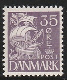 [Caravel - Steel Engraving. 2 Lines of Fields Left of "D" in "DENMARK", type AT4]
