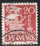 [Caravel - 1 Line of Fields Left of "D" in "DENMARK", type AT17]