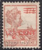 [Queen Wilhelmina - Postage Stamps of 1914-1915 Surcharged, प्रकार K8]