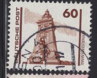 [Monuments & Buildings, Tipi DHR]