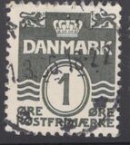 [Wavy Lines - Steel Engraving. Top Field on Left Lion's Top Paw Colored, tip AS8]