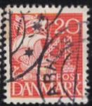 [Caravel - 1 Line of Fields Left of "D" in "DENMARK", 类型 AT17]
