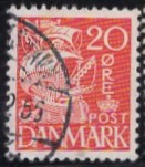 [Caravel - 1 Line of Fields Left of "D" in "DENMARK", 类型 AT17]