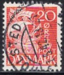 [Caravel - 1 Line of Fields Left of "D" in "DENMARK", 类型 AT17]