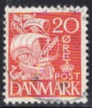 [Caravel - 1 Line of Fields Left of "D" in "DENMARK", 类型 AT17]