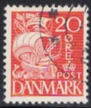 [Caravel - 1 Line of Fields Left of "D" in "DENMARK", 类型 AT17]