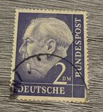 [Freimarken: Bundespräsident Theodor Heuss, Typ AV24]