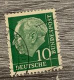 [Freimarken: Bundespräsident Theodor Heuss, Typ AV8]