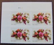 [Corsage & Boutonniere, type IHS]
