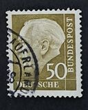 [Professor Th.Heuss - New Size and Colors, тип DB2]