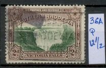 [Victoria Falls - Nos. 30 & 31 Inscribed with "Postage & Revenue" at Top of Frame, jenis F1]