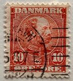 [King Christian IX, 1818-1906 - Vertical and Horizontal Lines in Background in Oval, סוג N1]