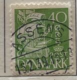 [Caravel - Steel Engraving. 2 Lines of Fields Left of "D" in "DENMARK", type AT5]