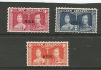[New Zealand Postage Stamps Overprinted "NIUE", type AD]