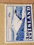 [Airmail - Airplane over Mountains, type DB]